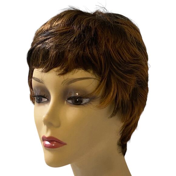 CARRIE Everyday Razor Boy Cut Pixie Wig P4/27/30 Brown Blonde Synthetic NWT a862 - Picture 12 of 15